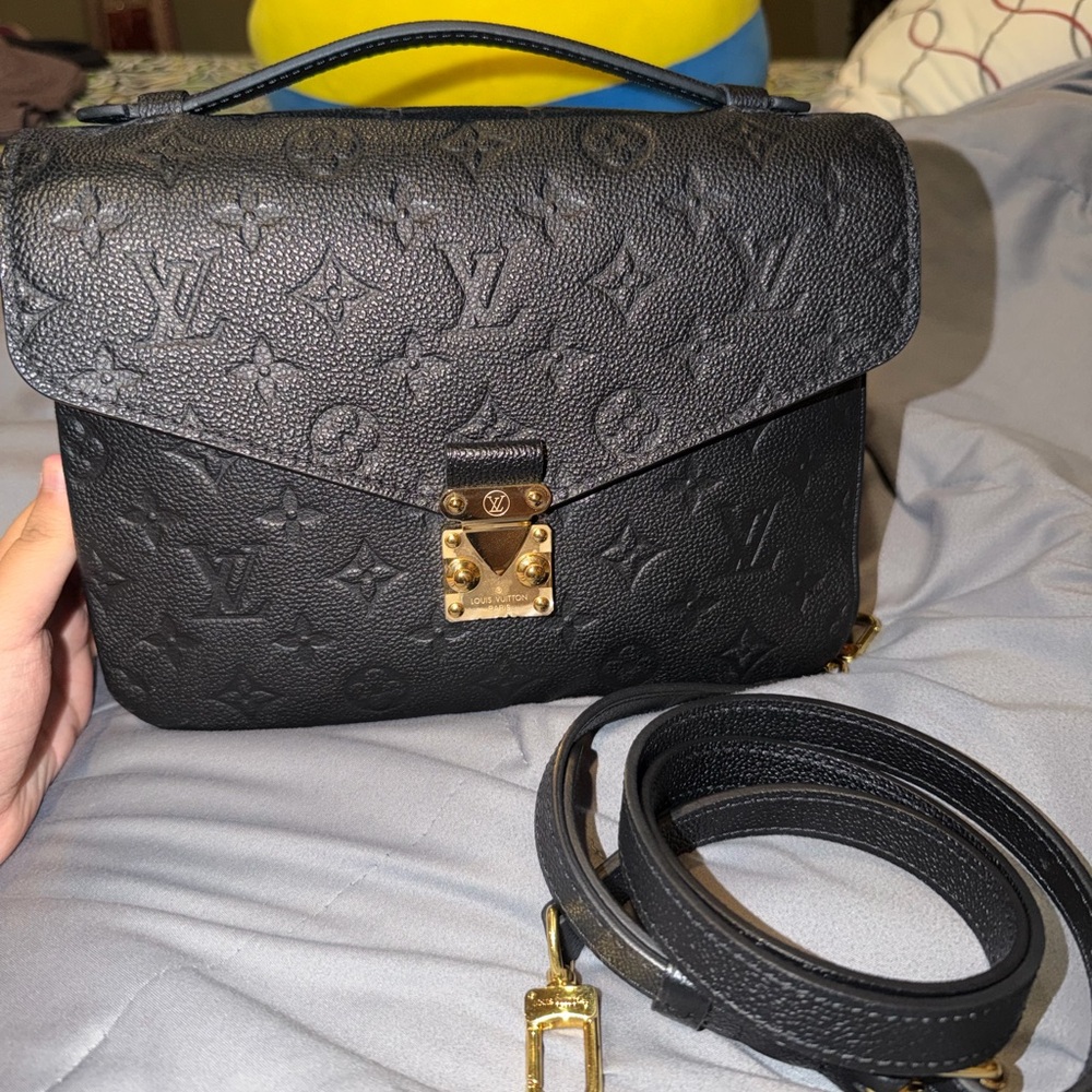 SOLD Louis Vuitton Black Empreinte Pochette Métis